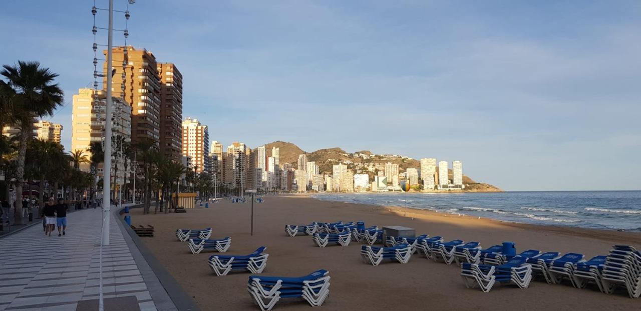 Apartamento Luminoso Benidorm Playa Levante Rincon De Loixアパートメント エクステリア 写真