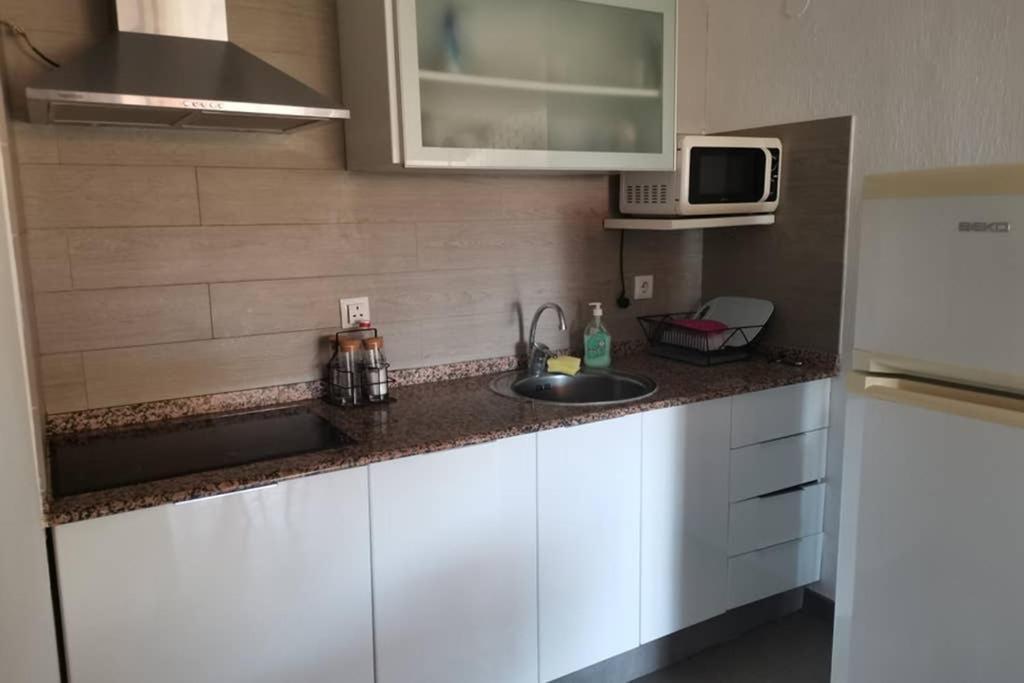 Apartamento Luminoso Benidorm Playa Levante Rincon De Loixアパートメント エクステリア 写真
